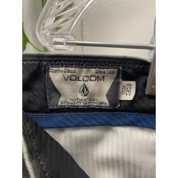 Volcom Mens Grey Shorts Size 33 - Picture 4 of 7